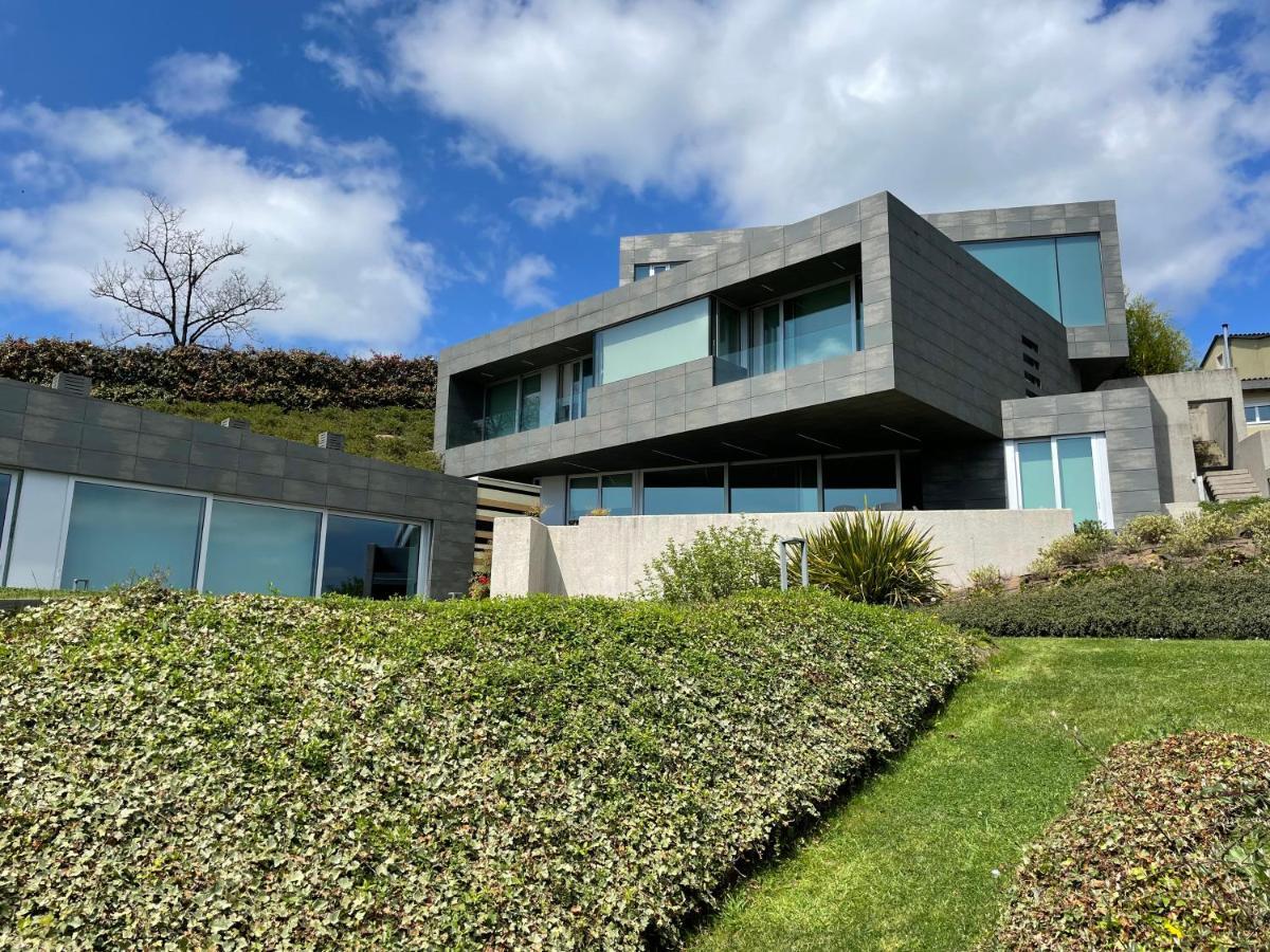 Tres Prismas Exclusive Villa Sarria Exteriör bild