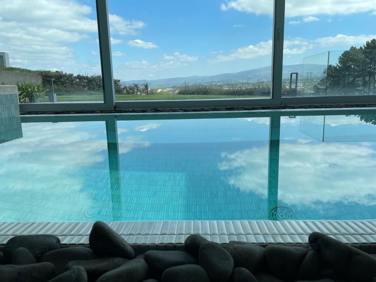 Tres Prismas Exclusive Villa Sarria Exteriör bild