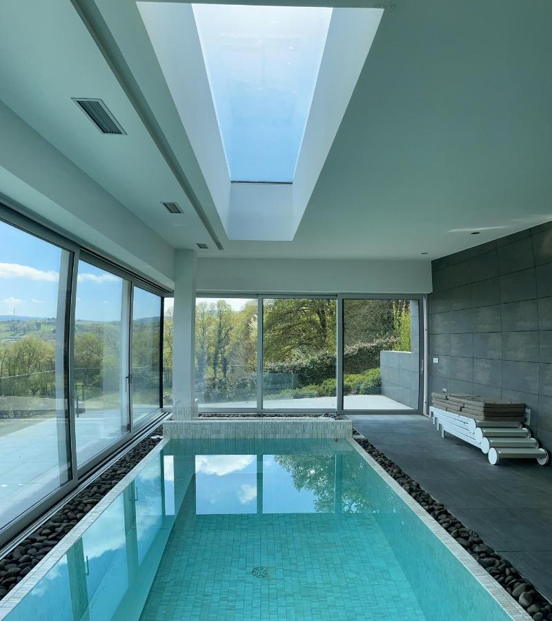 Tres Prismas Exclusive Villa Sarria Exteriör bild