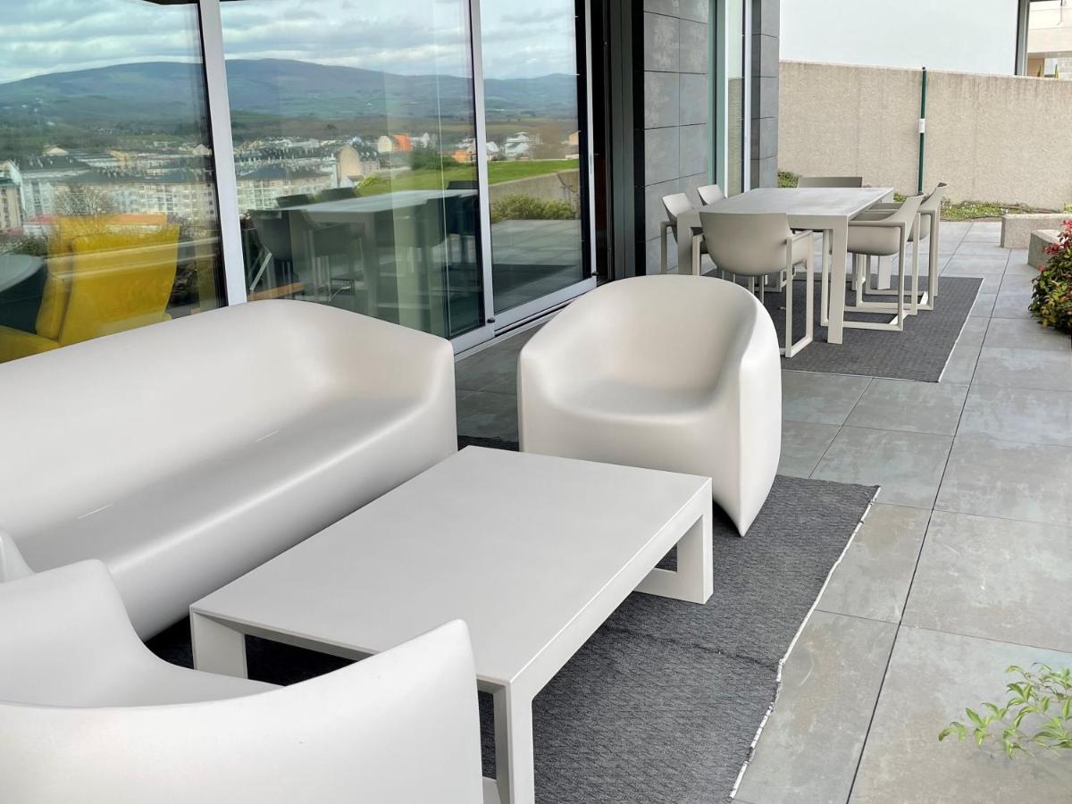 Tres Prismas Exclusive Villa Sarria Exteriör bild