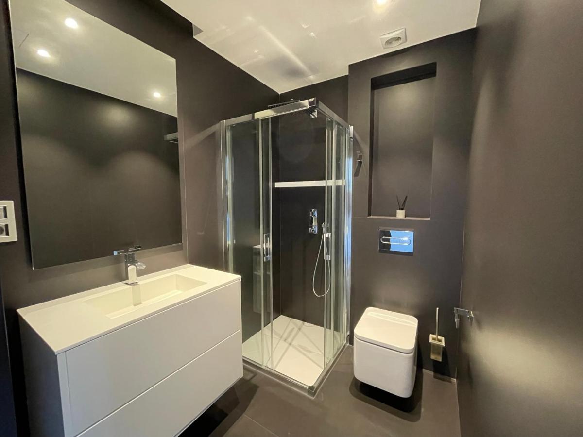 Tres Prismas Exclusive Villa Sarria Exteriör bild